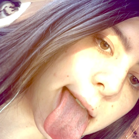 Meet your Posher, Hailey - Picture 1 of 1